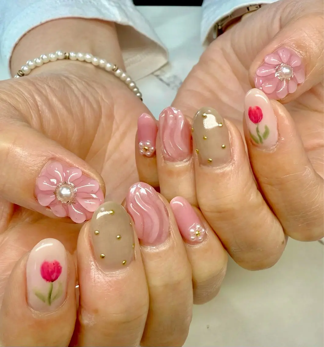 ネイル アートネイル チークネイル フレンチネイル 氷ネイル・うるうるネイル キラキラネイル Mai’s nailのネイルデザイン