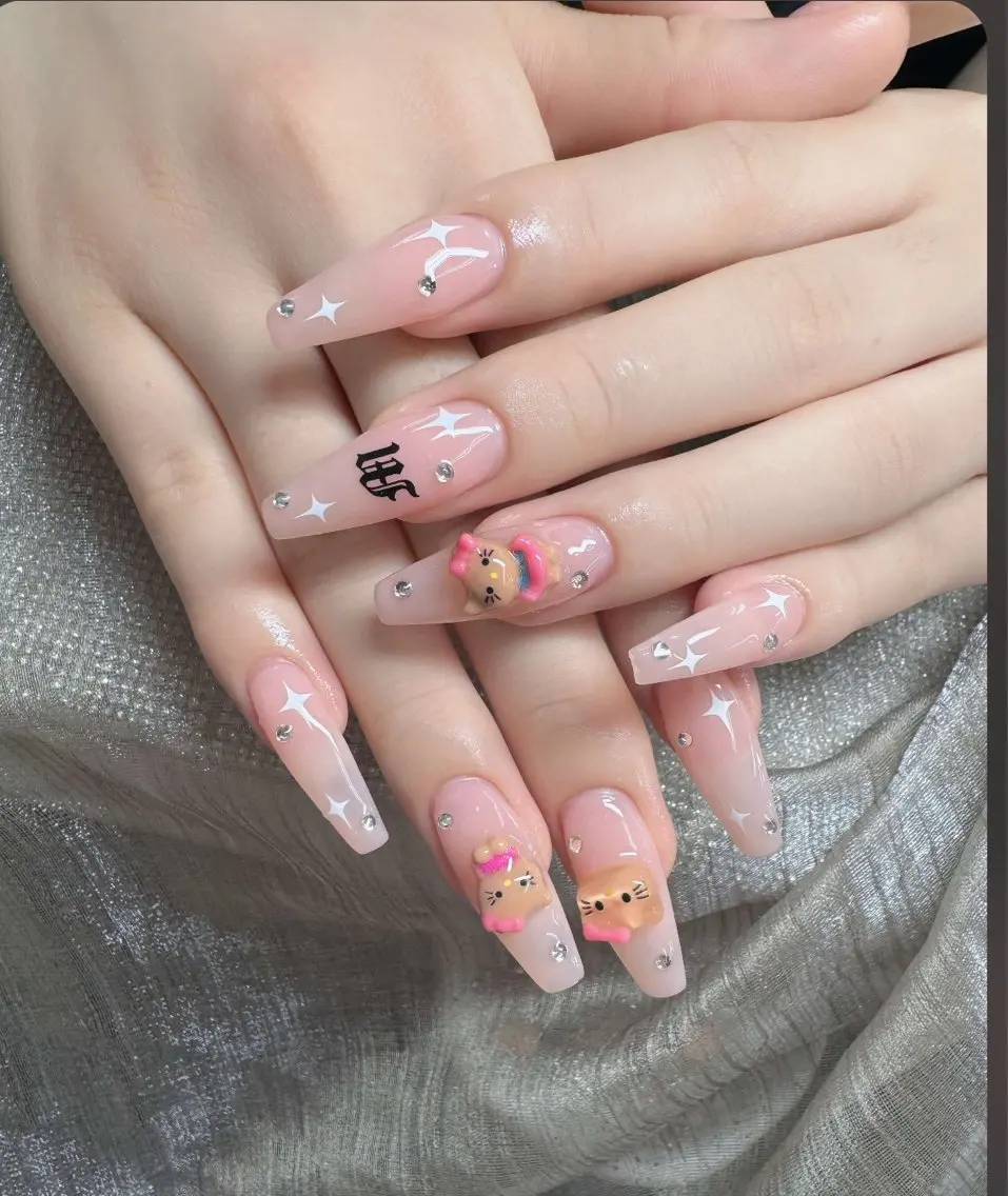 ネイル フレンチネイル ジェルネイル ガラスフレンチ ハロウィン ハート ハンドネイル H.baby Nail Salonのネイルデザイン