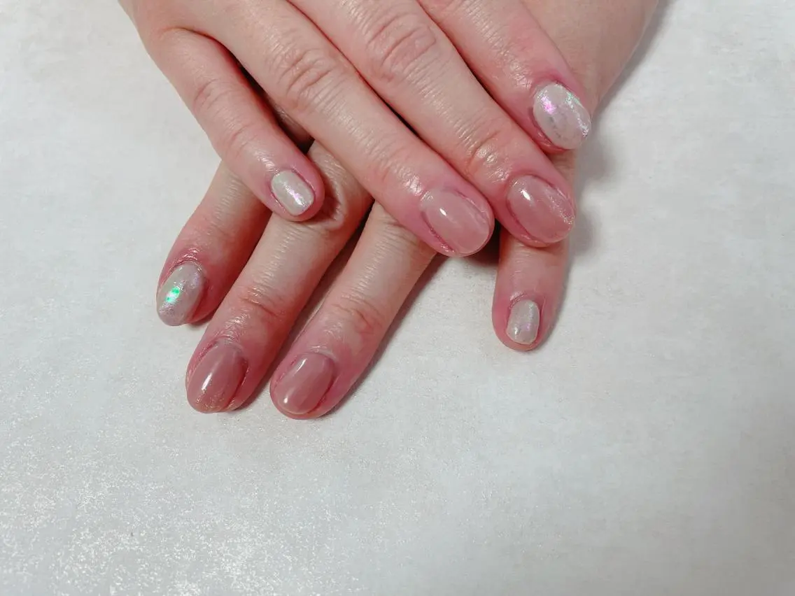 ネイル オーロラネイル フラワーネイル フットネイル フレンチネイル ジェルネイル ハンドネイル mogunail &blowのネイルデザイン