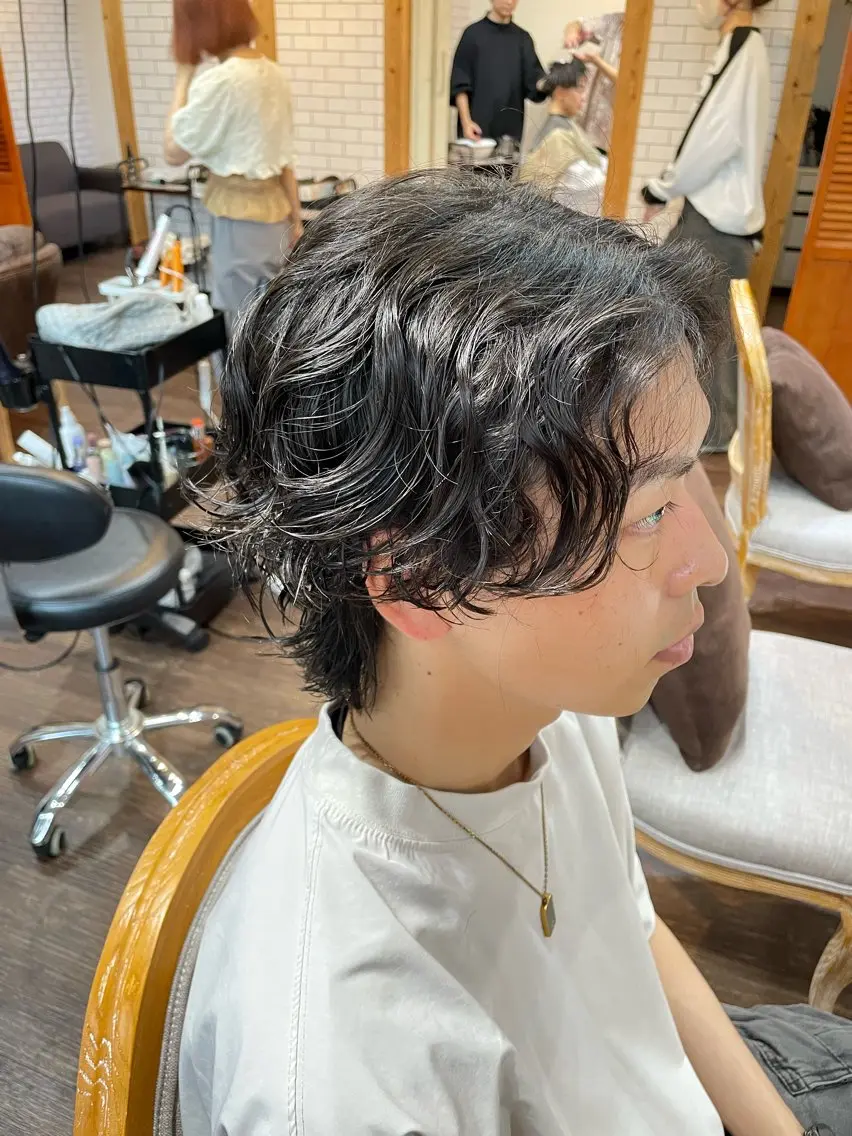 メンズ メンズパーマ メンズウルフカット ウルフカット 髪質改善カラー💛 NANOHAのヘアスタイル