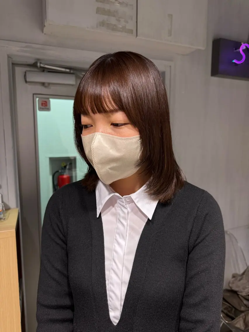 ミディアム カラー カット ヘアカラー NANAMI🩵 大人可愛い韓国ヘアのヘアスタイル