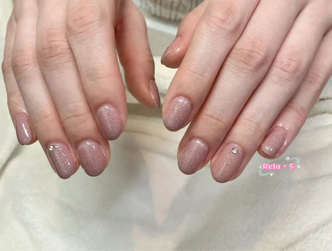 ネイル オーロラネイル 長さ出し フレンチネイル ジェルネイル ガラスフレンチ ハンドネイル Rela・S NAILのネイルデザイン