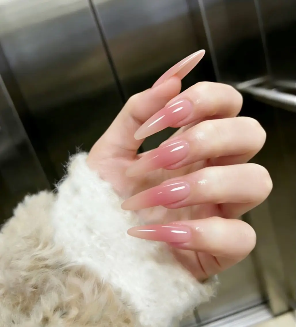 ⑧【チップ長さだし🫧♡】うる艶カラーグラデーション ✦¥9,580 → ¥8,580の写真