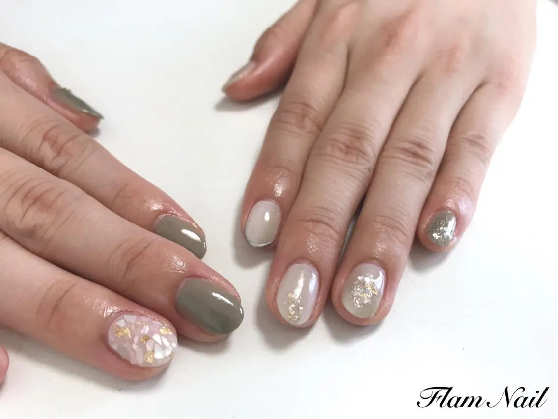 ネイル グリーン ニュアンスネイル Flam Nailのネイルデザイン