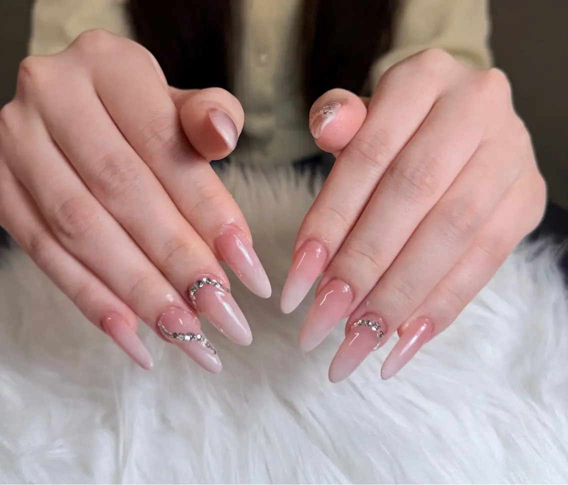 ネイル チークネイル フットネイル フレンチネイル グラデーション 韓国ネイル YUKI NAILのネイルデザイン