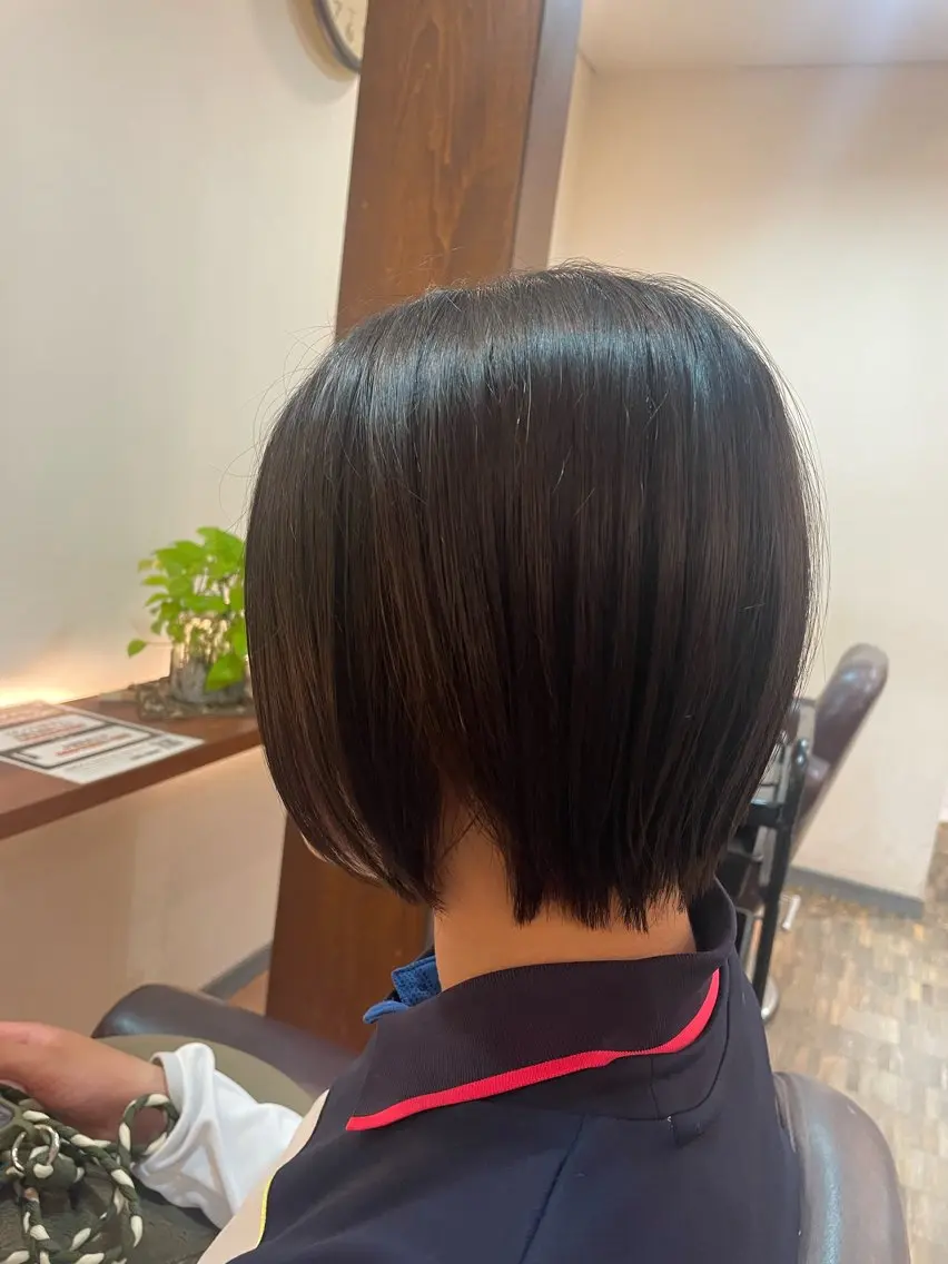 ショート 平 真亜里のヘアスタイル