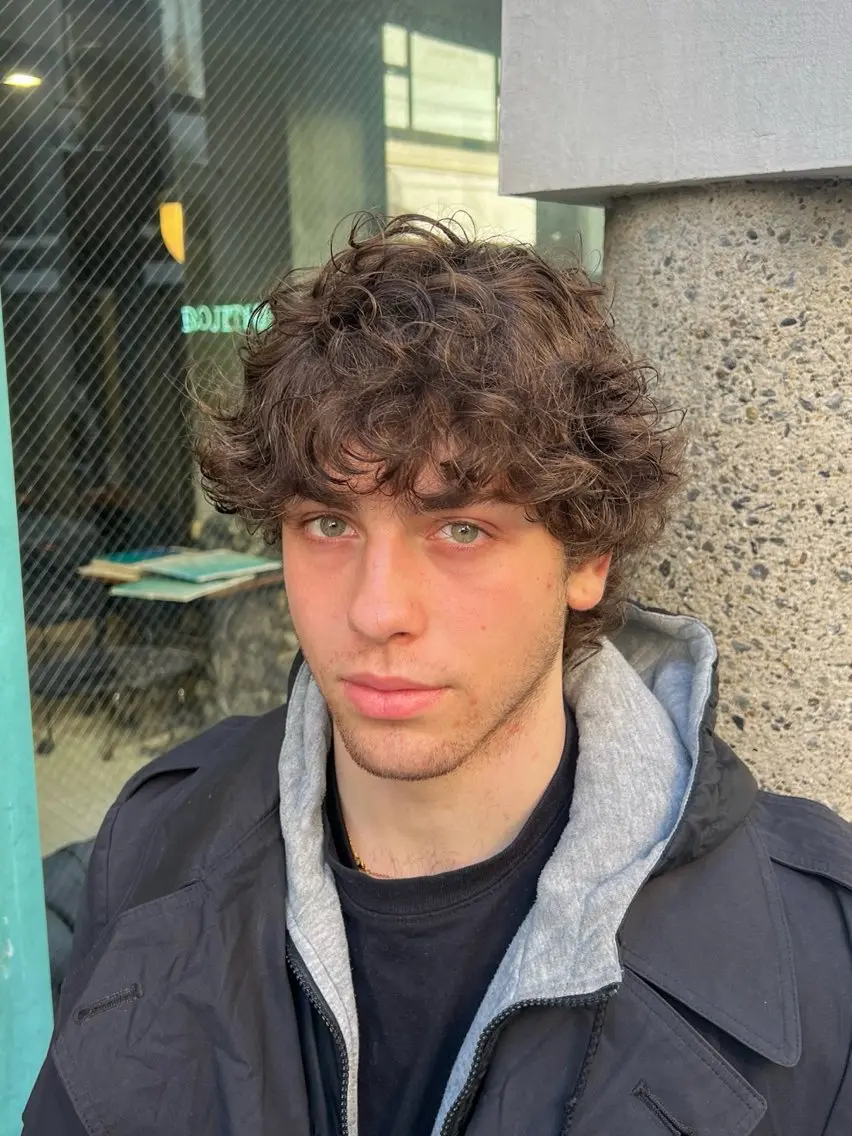 ミディアム カラー パーマ ヘアアレンジ メンズ ミディアムパーマ マッシュ メンズパーマ くせ毛 カット パーマ レイヤー/艶髪矯正 🪐takushiのヘアスタイル