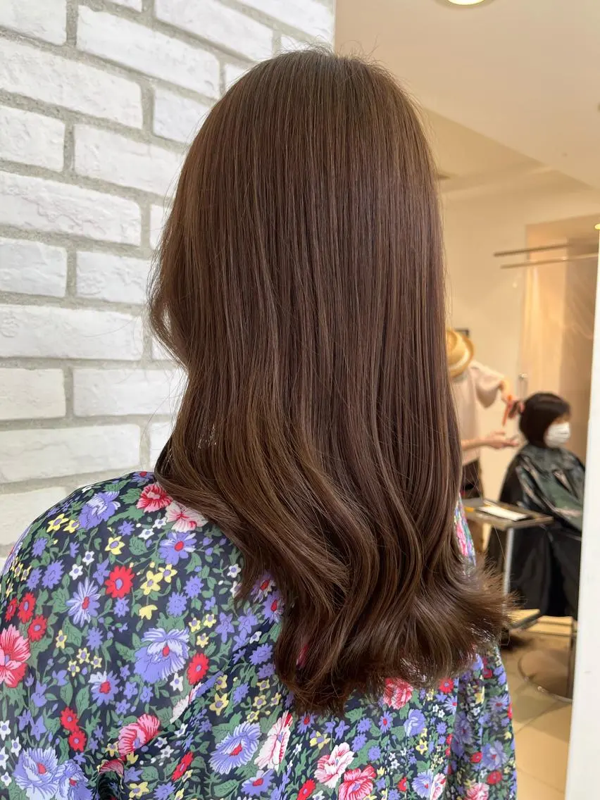一番人気👍ダメージ軽減 💚 ファイバープレックスカラー+ カット✂️ + 高保湿トリートメント 💚の写真