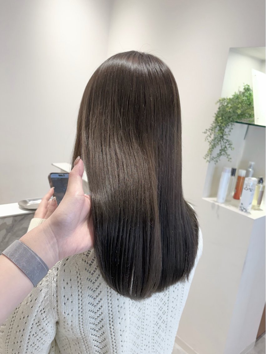 セミロング カラー ベージュカラー モカベージュ 髪質改善 ヘアカラー トリートメント ﾚｲﾔｰ🩵透明感 ೀユイ🌙のヘアスタイル