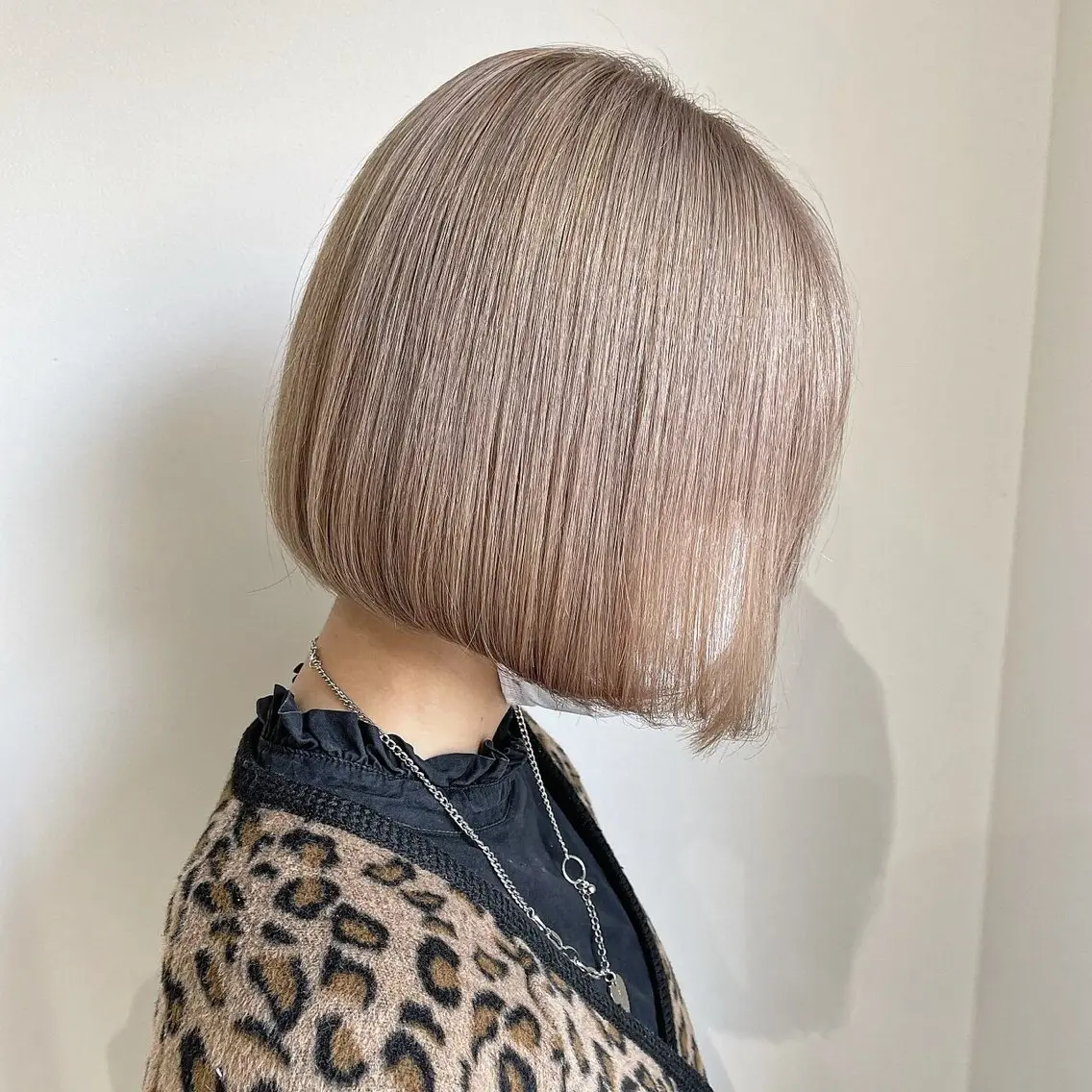 ショート ボブ 髪質改善 韓国風ヘア レイヤーカット ショートヘア ヘアカラー suii..hair designのヘアスタイル