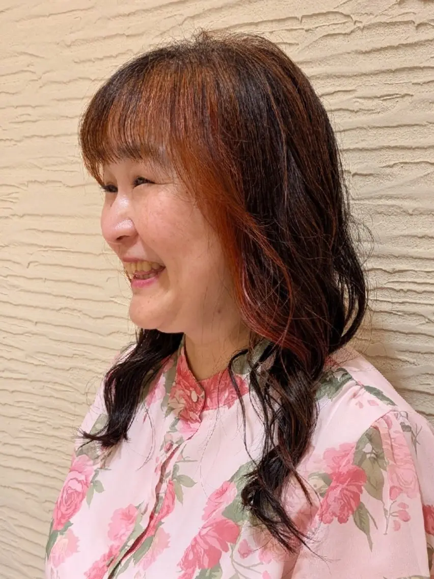 セミロング レイヤーカット 鎌田 流沙奈のヘアスタイル