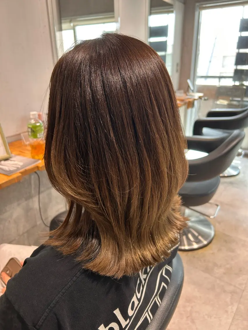 セミロング カット ヘアカラー トリートメント レイヤーStyle 🪽菜々実のヘアスタイル