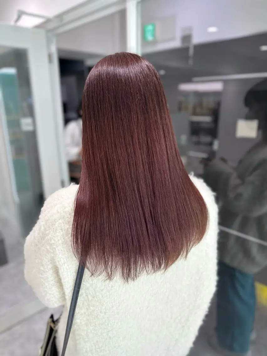 セミロング カラー Over hair_ misakiのヘアスタイル