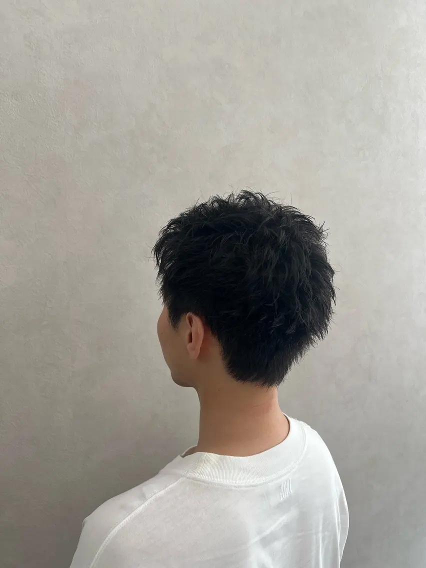 メンズ スパイキーショート カット 垢抜け🪽髪質改善 透明感💎メンズのヘアスタイル