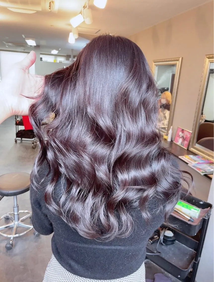 ロング ハイトーン🦋 miuのヘアスタイル