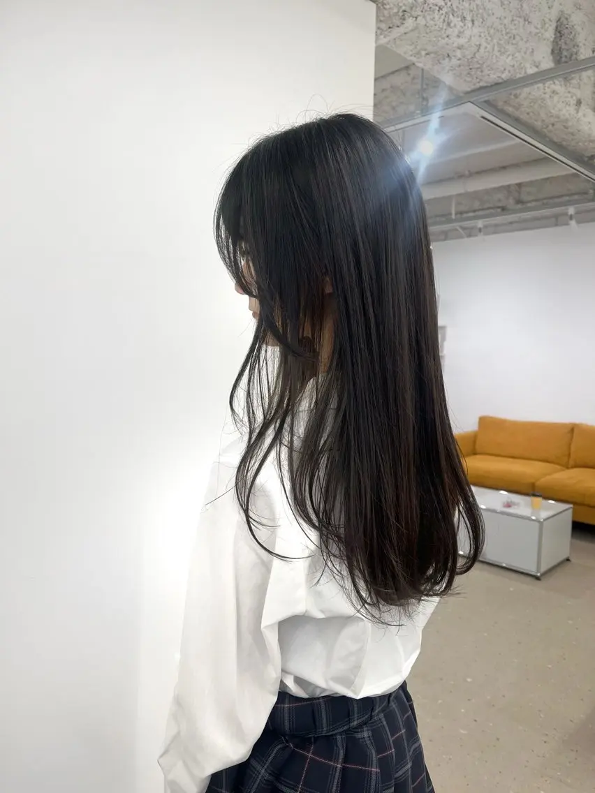 ロング 顔周りカット レイヤーカット 池田 未瑠のヘアスタイル