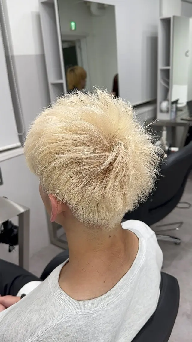 ショート カラー ヘアアレンジ メンズ メンズブリーチ ベージュカラー ブリーチ ブロンド ペールベージュ ✨錦糸町ブリーチ/ ホワイトカラー皇気✨のヘアスタイル