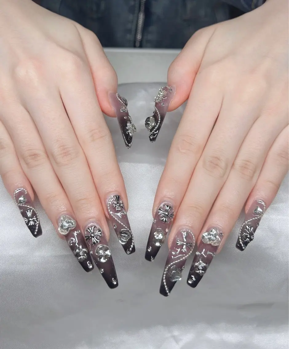 ネイル オーロラネイル チークネイル 長さ出し フットネイル フレンチネイル ハンドネイル Lee Nails チップ長さだし専門店のネイルデザイン