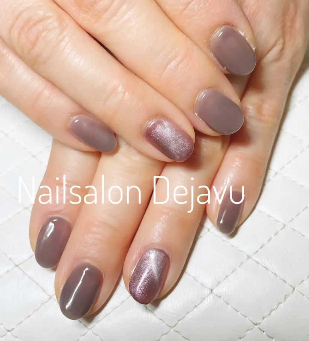 ネイル アートネイル マグネットネイル ワンカラーネイル ハンドネイル Nail salon Dejavu 🌿のネイルデザイン