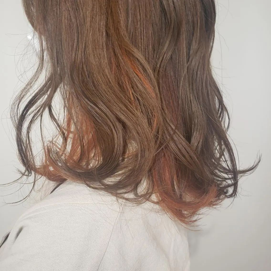 セミロング カット ヘアカラー トリートメント 🇰🇷透明感×ハイ トーン🌟tomoのヘアスタイル