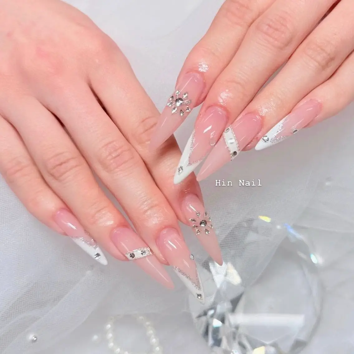 ネイル ハンドネイル HIN NAILのネイルデザイン