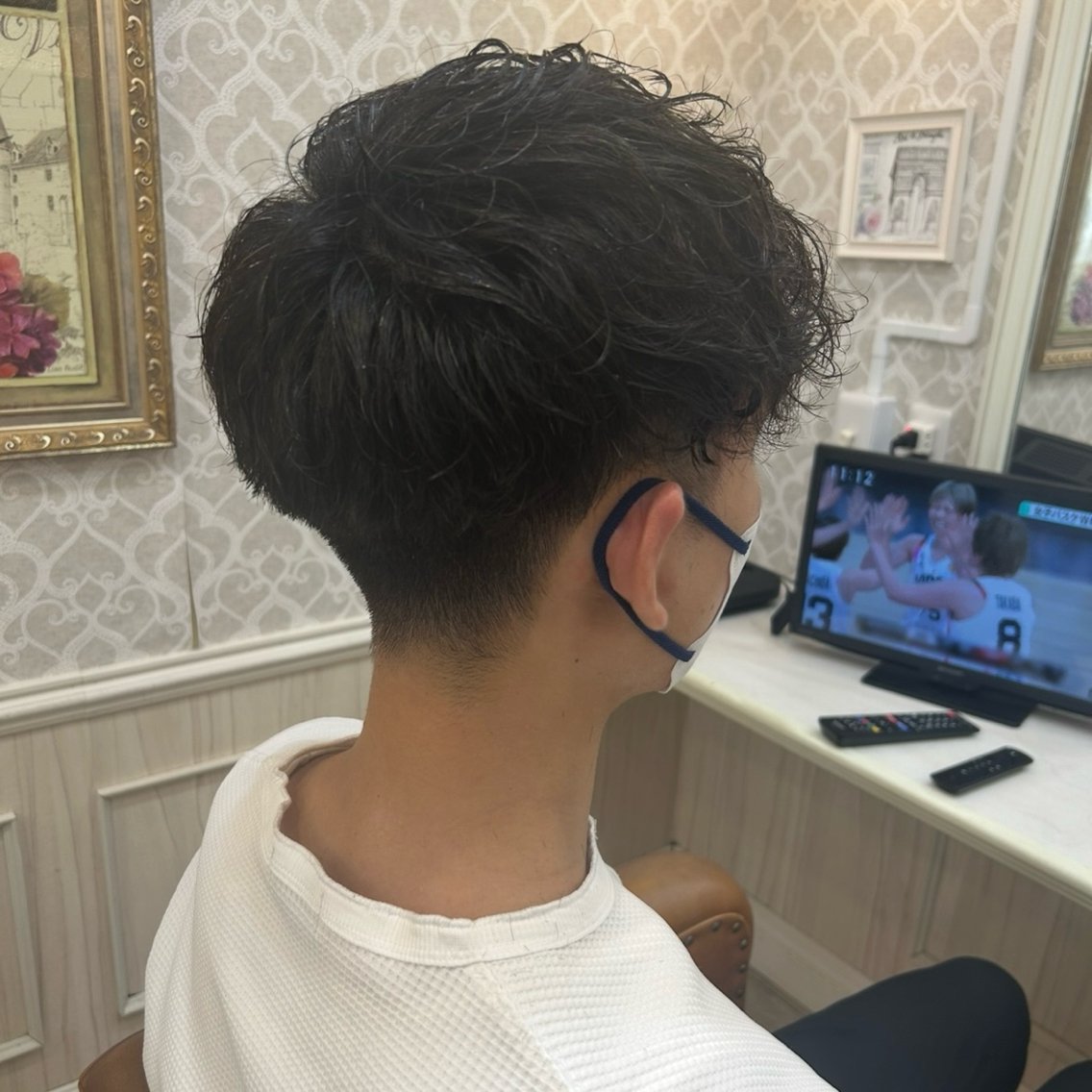 ショート パーマ メンズ メンズパーマ ショートヘア カット パーマ 安原 百愛のヘアスタイル
