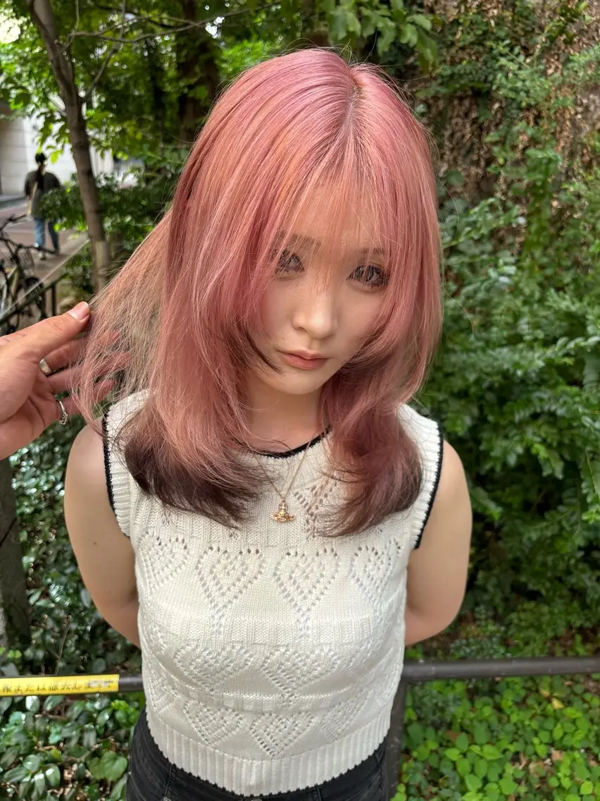 カラー デザインカラー カレン mimiiyのヘアスタイル