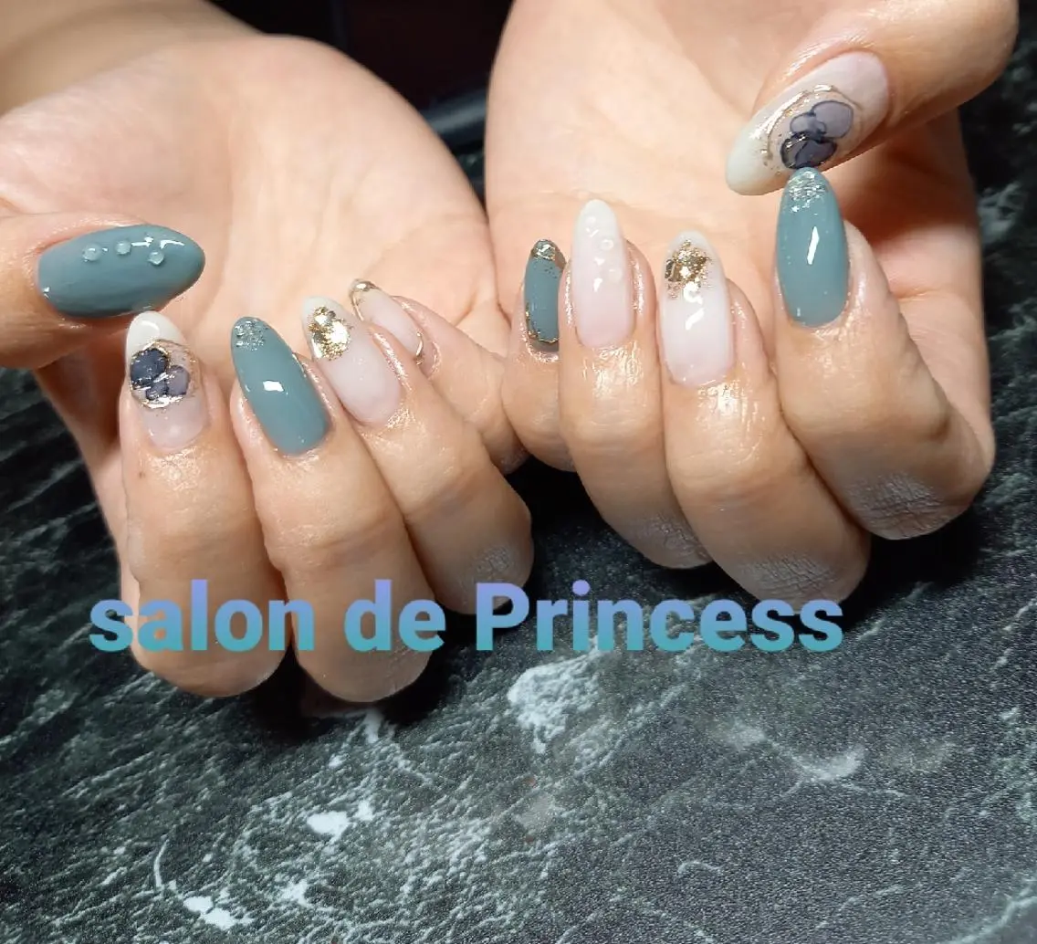 ネイル ブルー ホワイト salon de  Princessのネイルデザイン