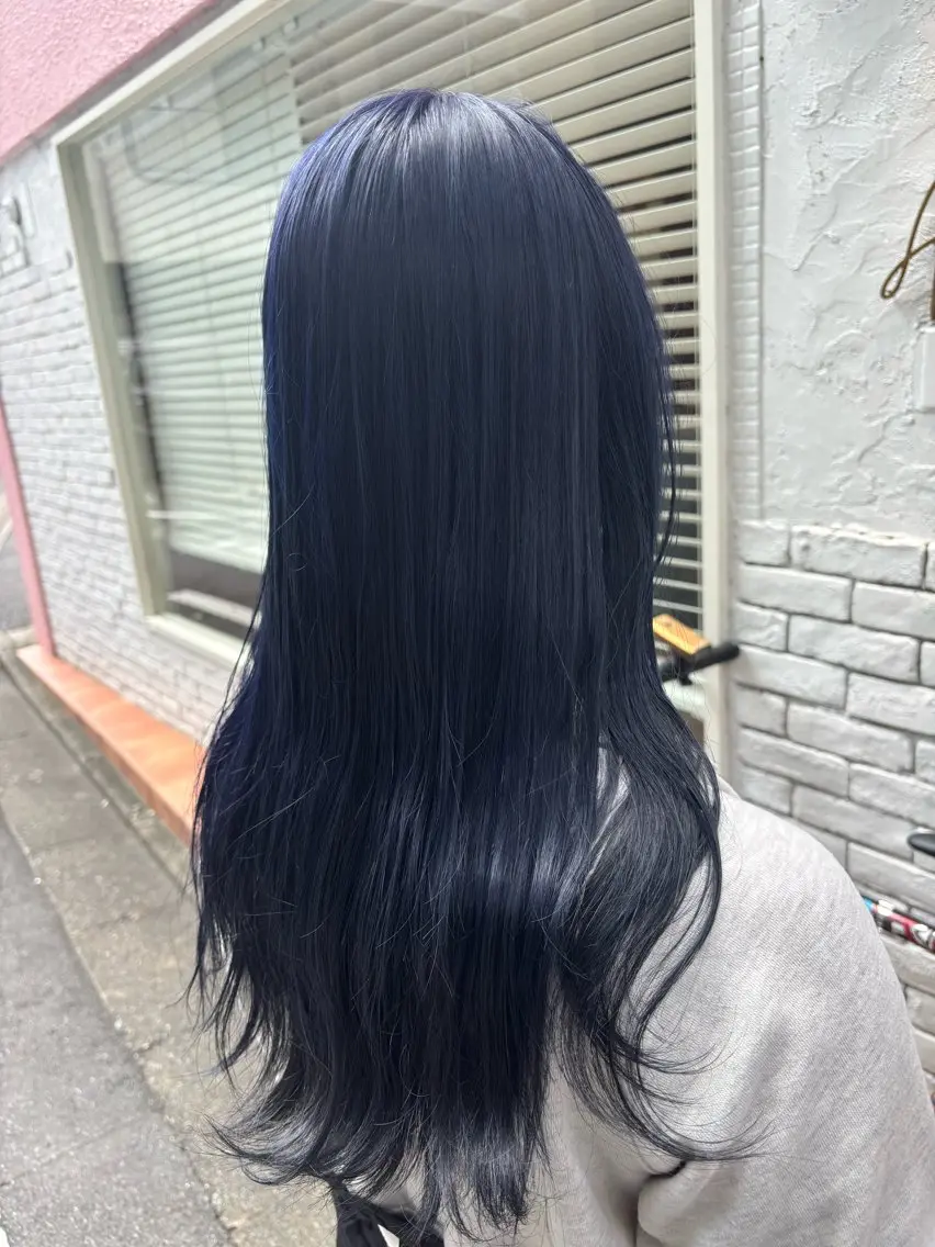 ロング カラー ブリーチ ブルーカラー ケアブリーチ ネイビーカラー ヘアカラー 🌈透明感カラー🌈 🌟吉田祐介🌟のヘアスタイル