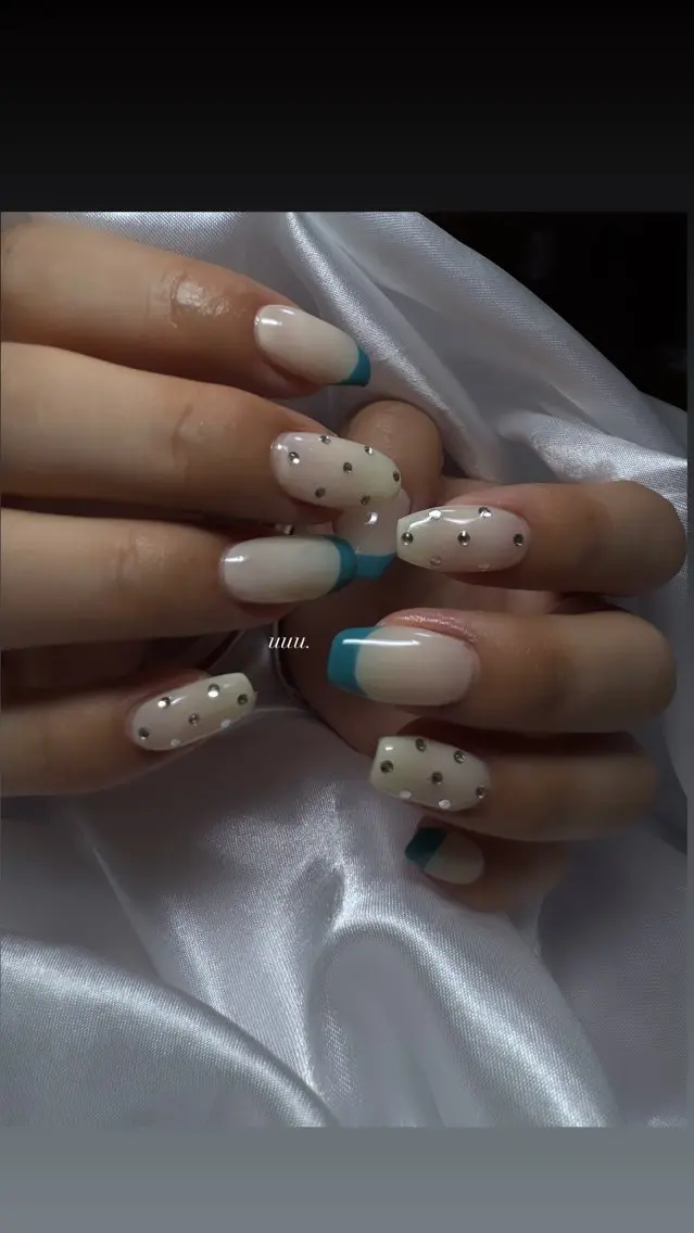 ネイル フレンチネイル ジェルネイル 夏ネイル uuu. nailのネイルデザイン