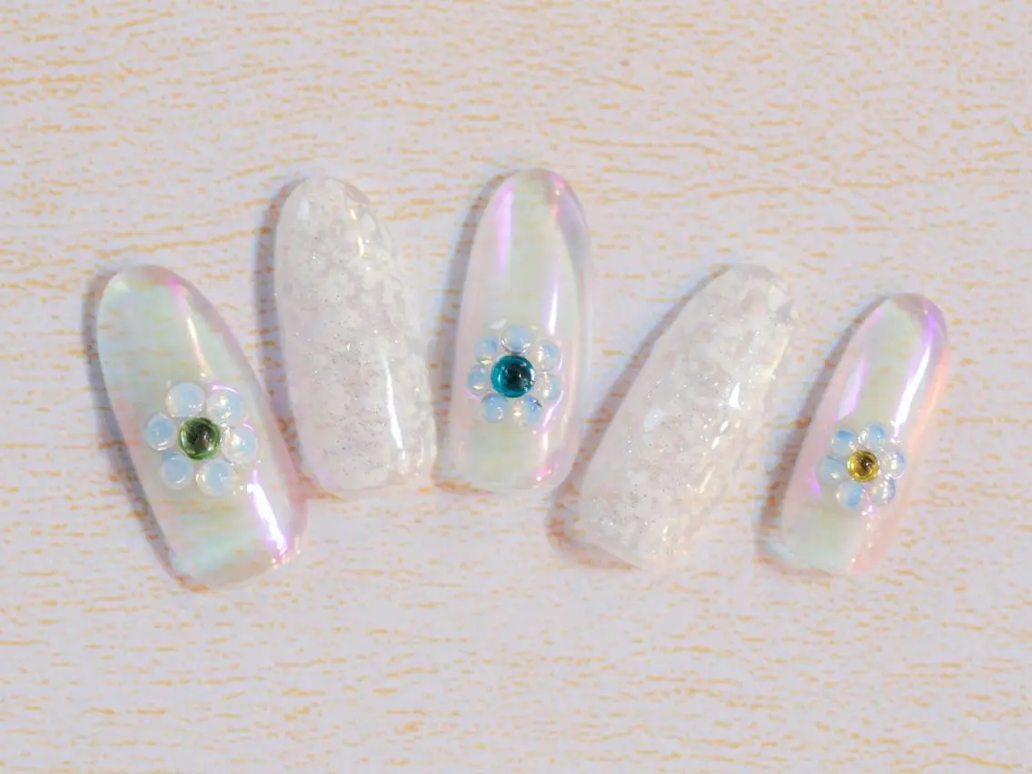 ネイル オーロラネイル ハンドネイル Protea ❁⃘*.ﾟ清家 美穂のネイルデザイン
