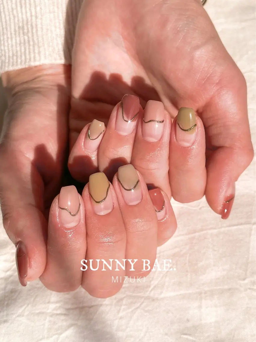 ネイル フレンチネイル ミラーネイル ニュアンスネイル 🕊 MIZUKIのネイルデザイン