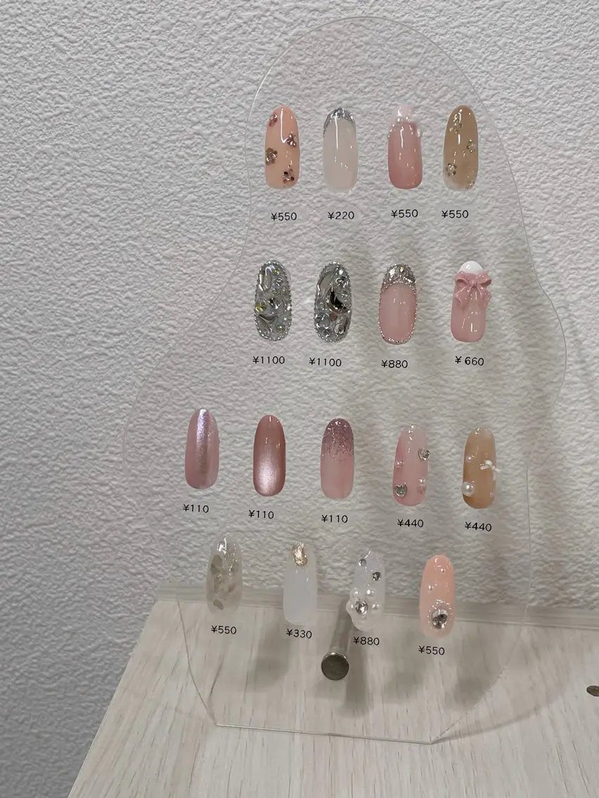 ネイル アートネイル Lino 中目黒🌙 sakiのネイルデザイン