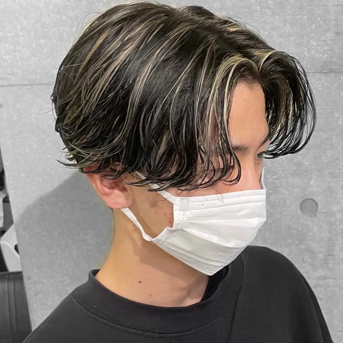 カラー パーマ メンズ メンズハイライト カルマパーマ メンズメッシュ メンズパーマ ハイライトカラー カット ヘアカラー メンズパーマの達人 KAITOのヘアスタイル