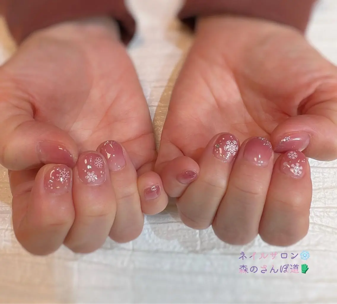 ネイル ハンドネイル ショートネイル 森のさんぽ道のネイルデザイン