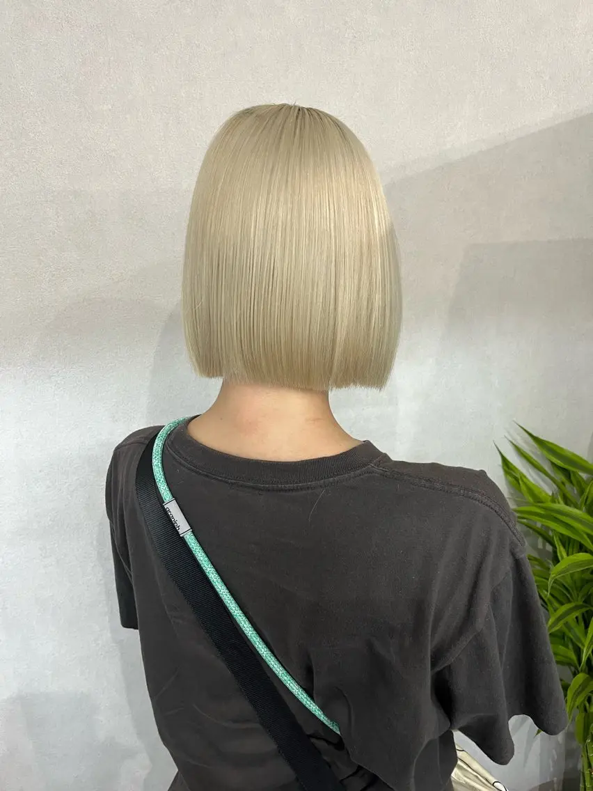 ショート 切りっぱなしボブ ボブ FERIA あべの yumeho🍭のヘアスタイル
