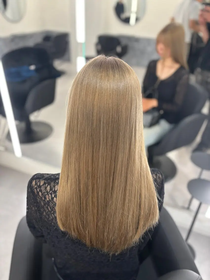 ロング カラー カット ヘアカラー 東 奎吾のヘアスタイル