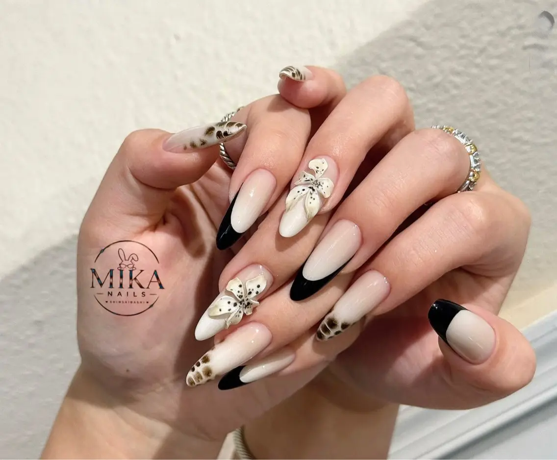 ネイル ジェルネイル ガーリー 韓国ネイル シンプルネイル Genie Mika Nailsのネイルデザイン