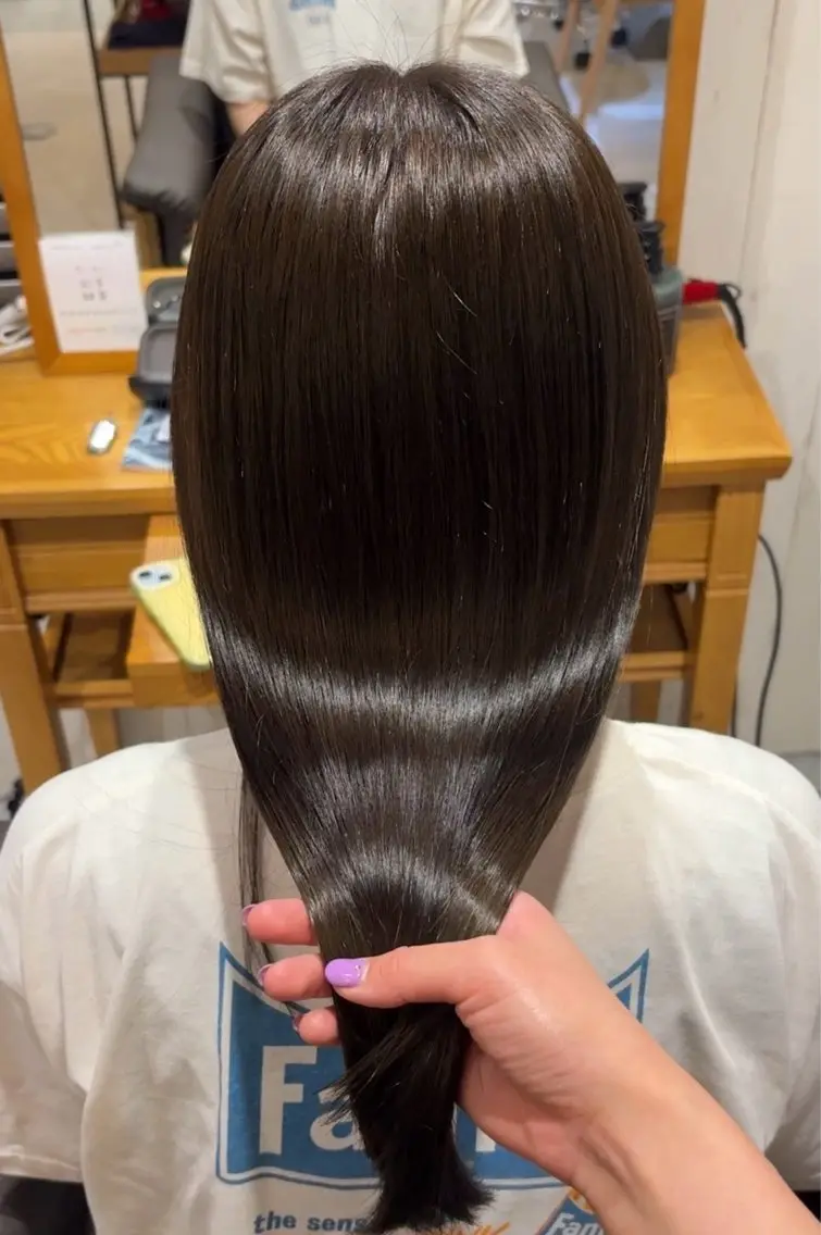カラー 中山 江美香のヘアスタイル