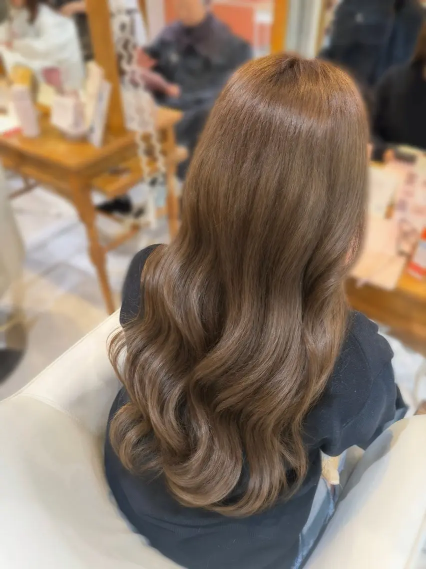 カラー ヘアカラー 若杉 美鈴のヘアスタイル