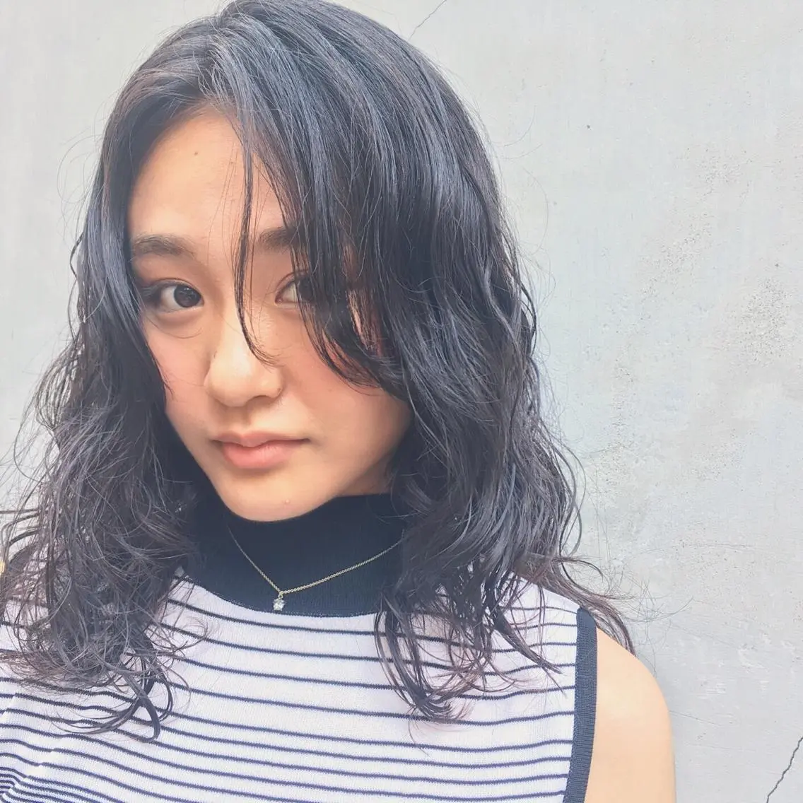 ミディアム パーマ ミディアムパーマ デジタルパーマ カット パーマ トリートメント 山中 直輝のヘアスタイル