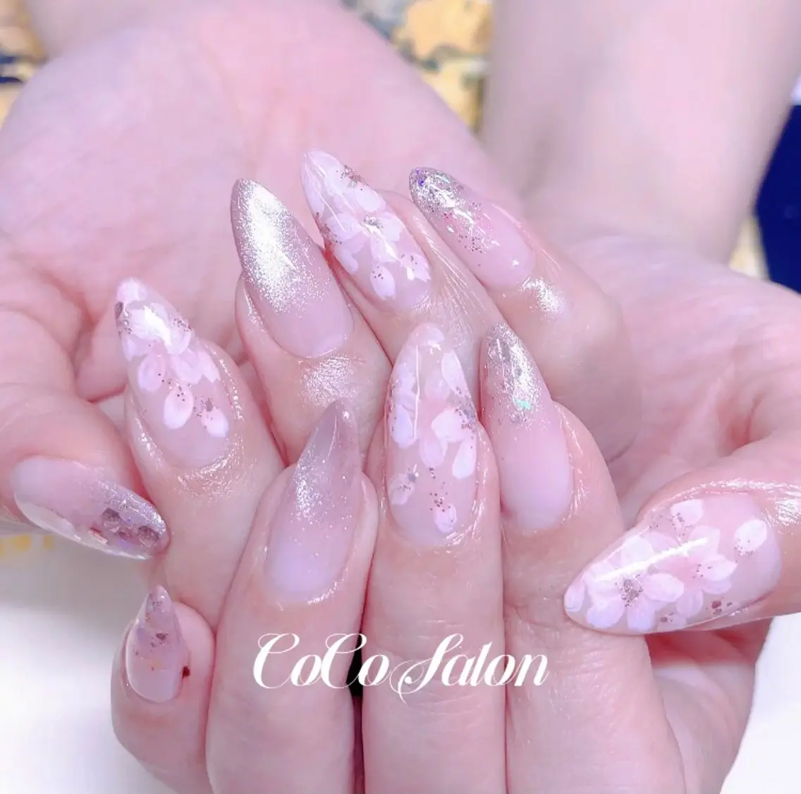 ネイル 桜ネイル フラワーネイル ジェルネイル マグネットネイル ピンク CoCo Salon ネイル/睫毛/脱毛のネイルデザイン