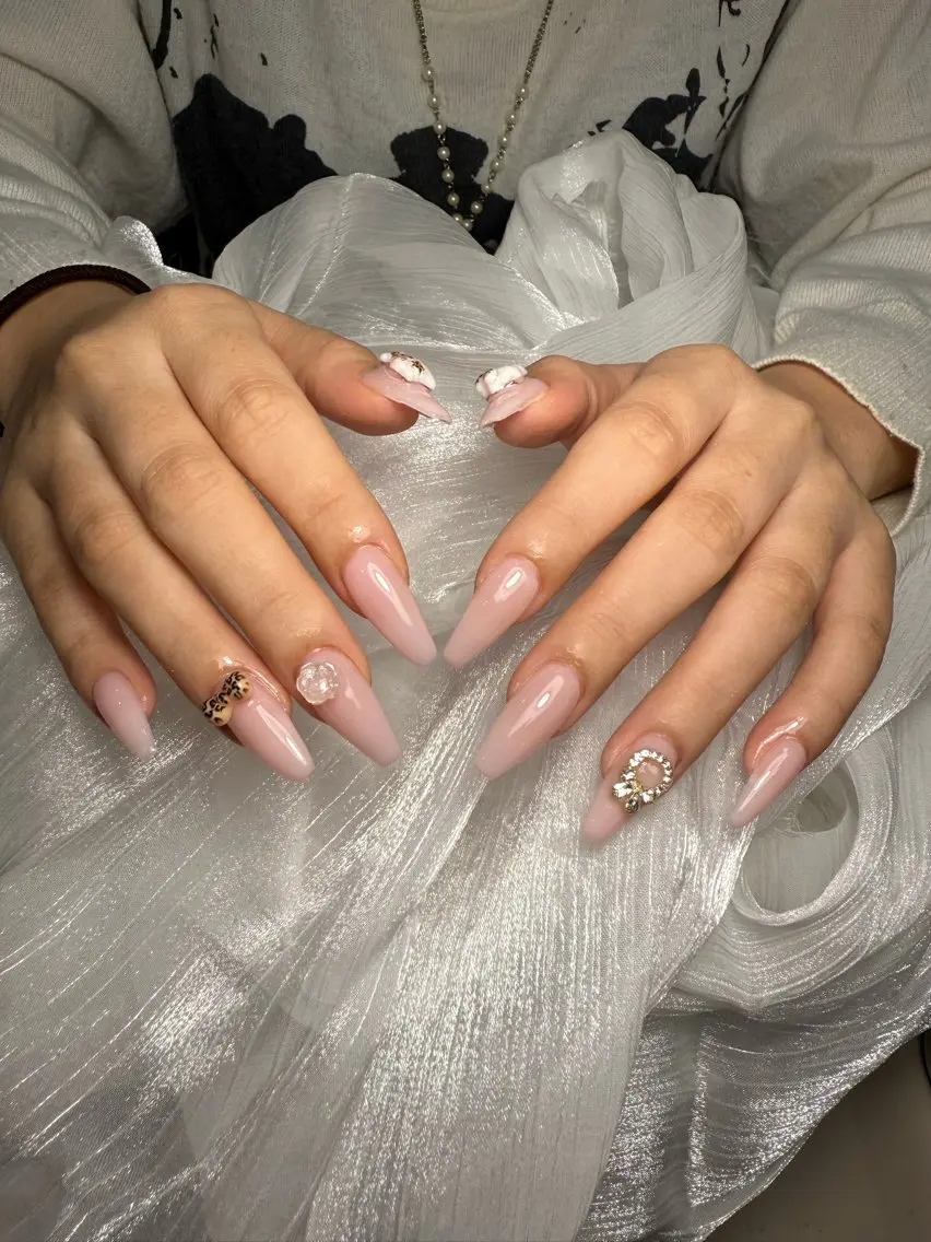 ネイル ハナ Nailsのネイルデザイン