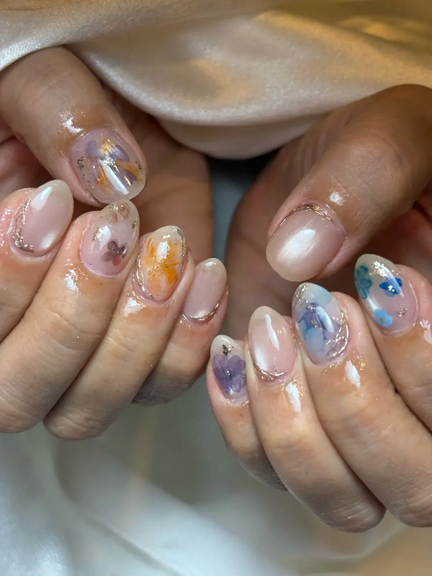 ネイル ハンドネイル フットネイル ✴︎ Delightのネイルデザイン