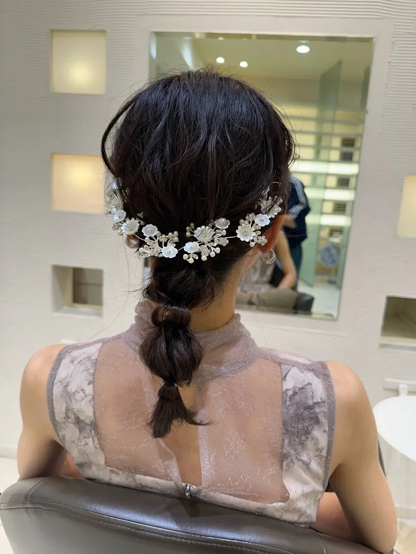 ミディアム カラー ヘアアレンジ タイトボブ個性派カラ ーAKANEのヘアスタイル