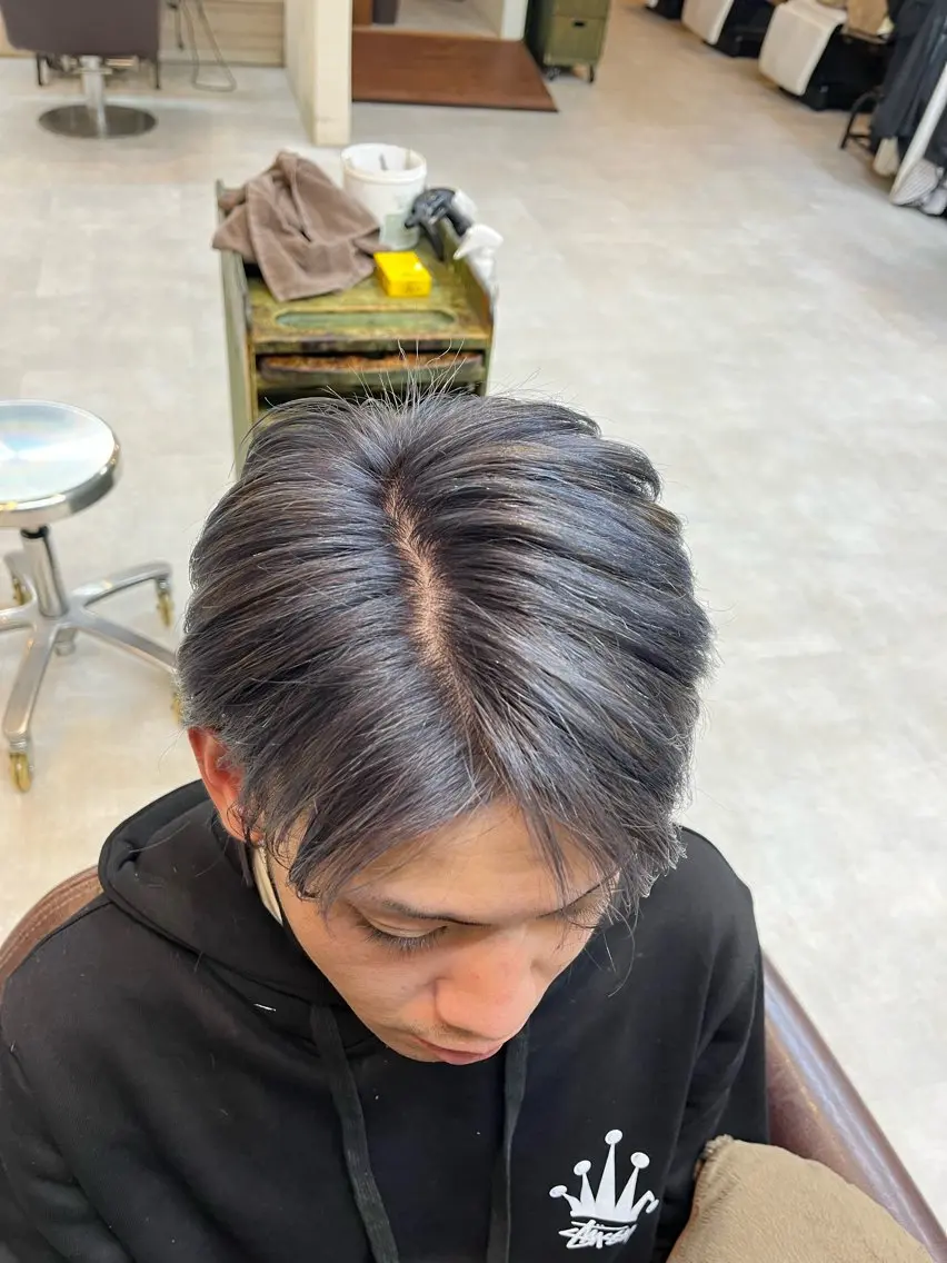 カラー ブリーチ 岡部 夏生のヘアスタイル