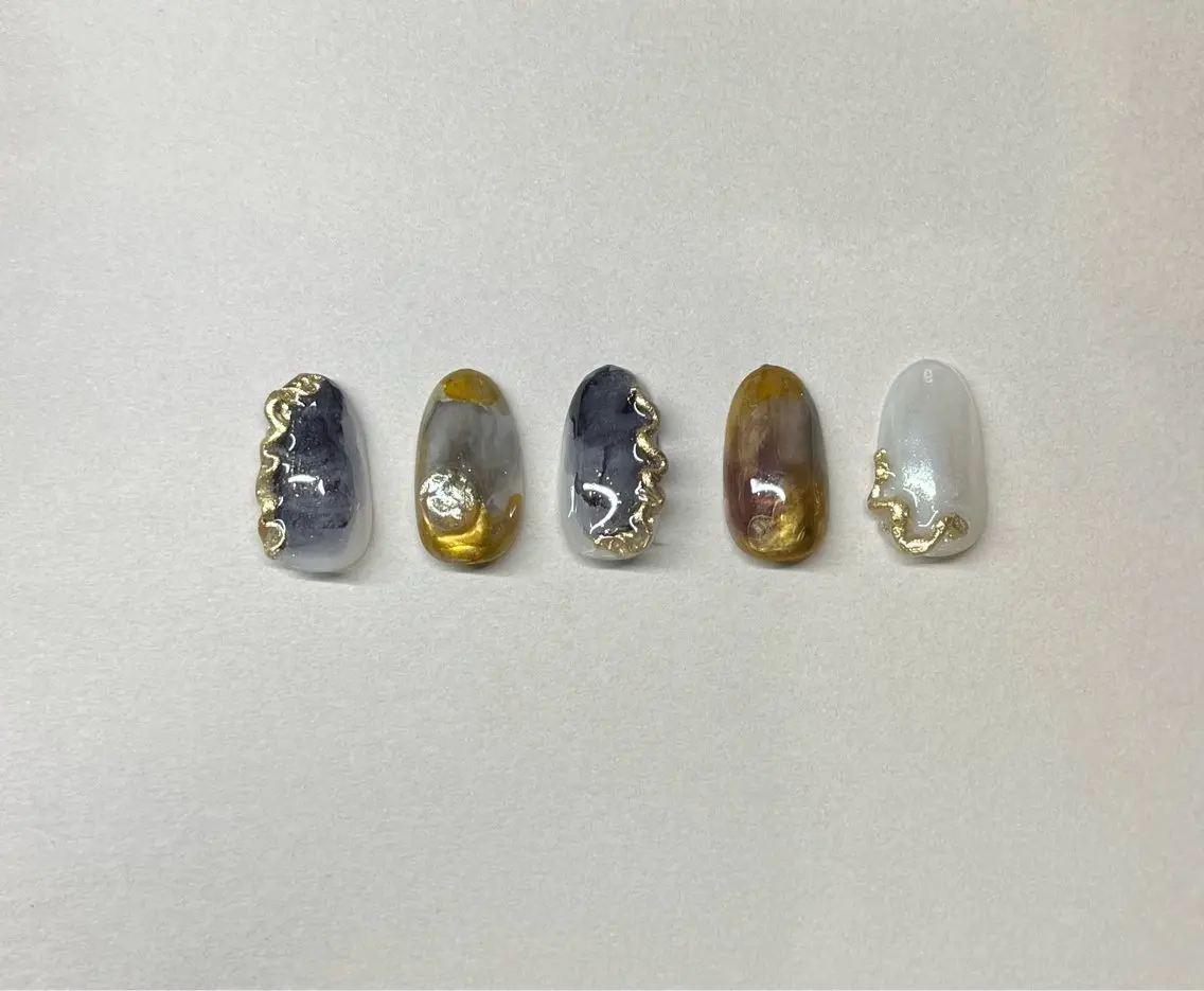 ネイル ニュアンスネイル S. SAYAのネイルデザイン