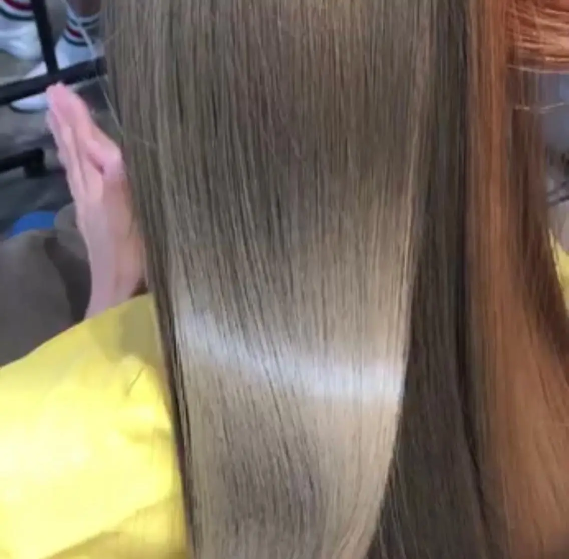 ロング トリートメント 酸熱トリートメント 植田 彩加のヘアスタイル