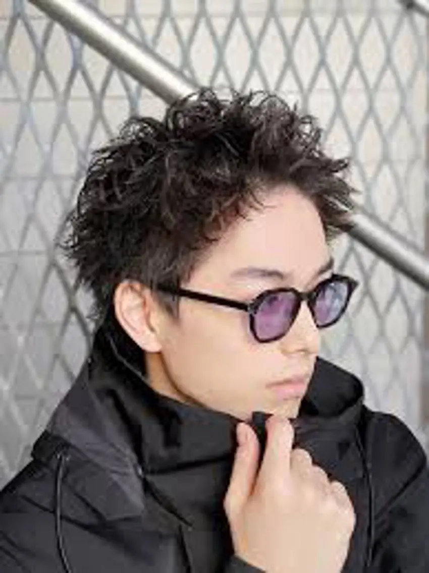 ショート パーマ メンズ メンズパーマ カット パーマ パーマ特化🔥 ワタベリョウマのヘアスタイル