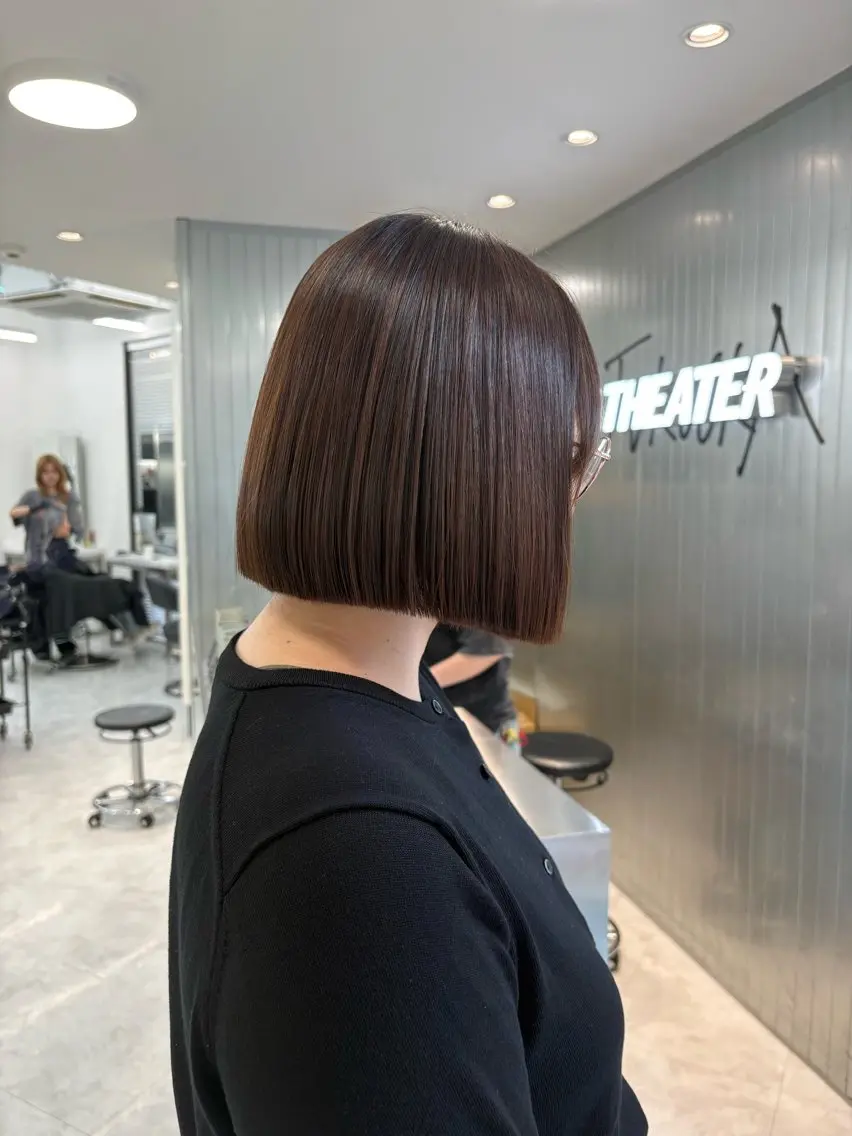 ショート カット 縮毛矯正 トリートメント 似合わせヘア🪽 riko🐈⬛のヘアスタイル